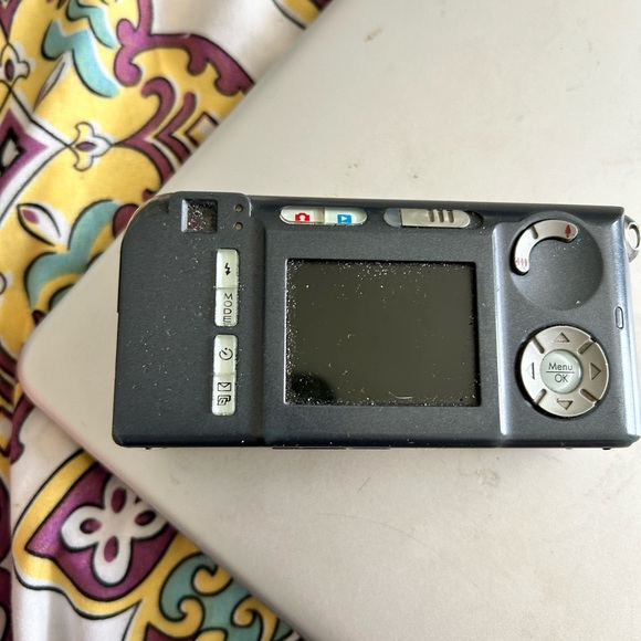 Camera - Picture 3 of 3